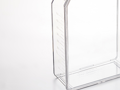 两侧均有清晰的容量刻度